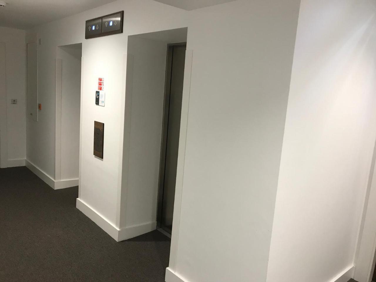 Birchover One The Brayford Apartment *