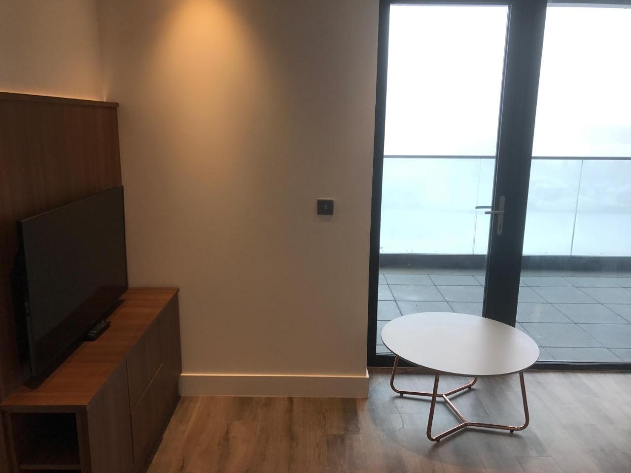 Birchover One The Brayford Apartment *
